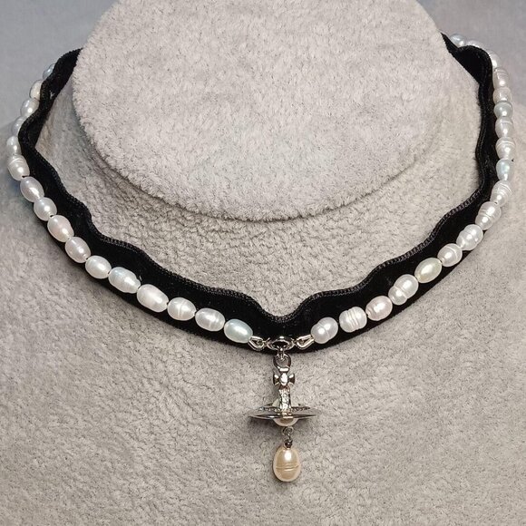 Vivienne Westwood ALEKSA Pearl ORB Choker Necklace Black Silver with drawstring - Picture 1 of 16
